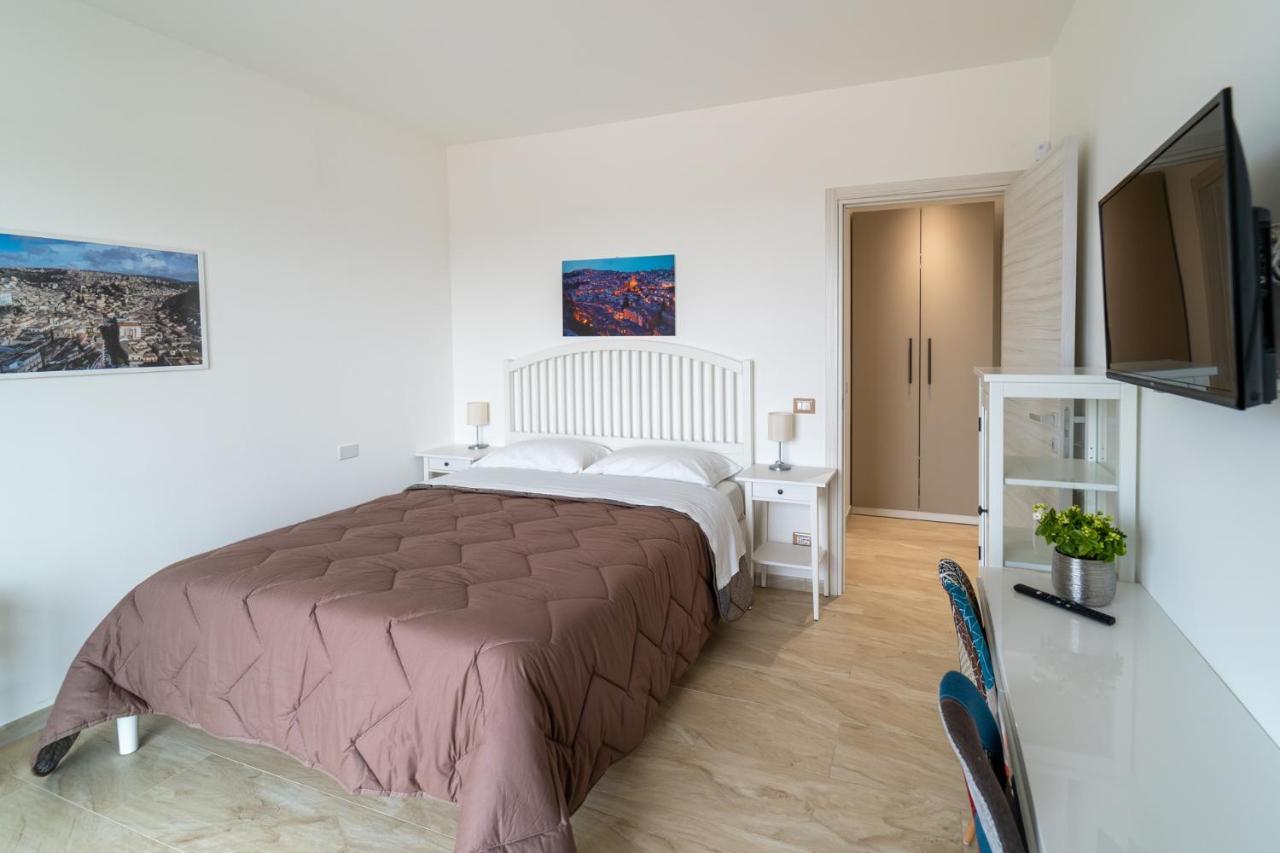 Nni Mia Hotel Модика Екстериор снимка