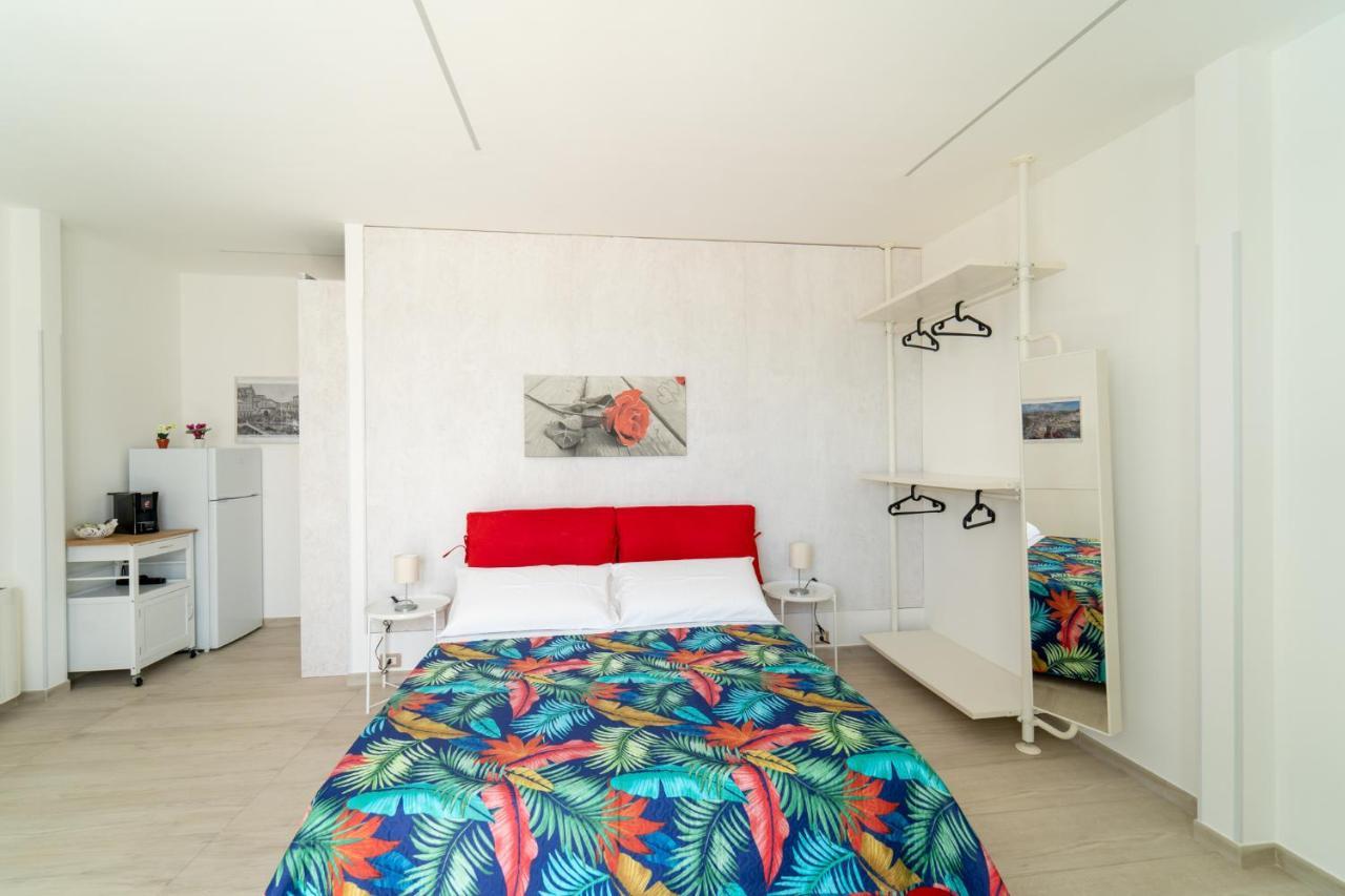 Nni Mia Hotel Модика Екстериор снимка